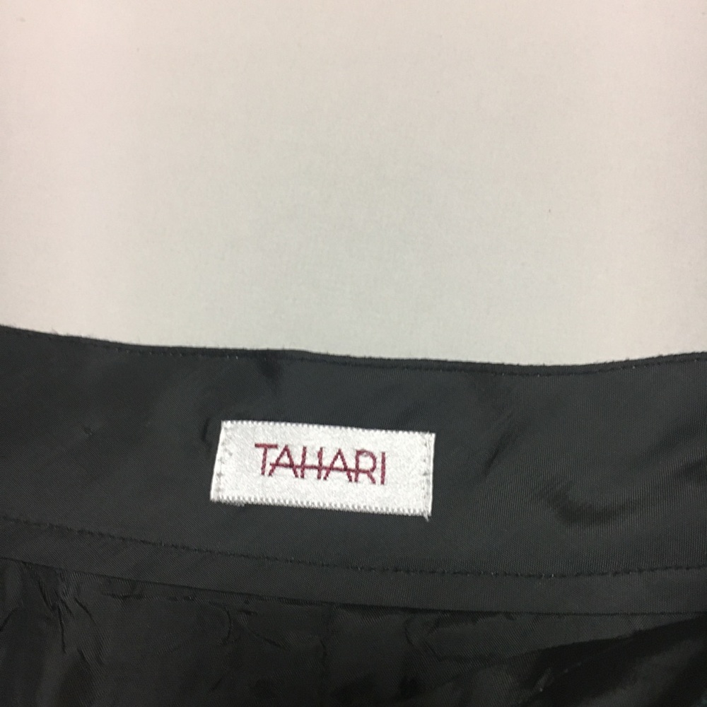 • BUNDLED // tahari plaid wool schoolgirl pencil skirt • - Picture 4 of 9